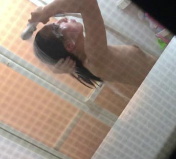 【流出】わたしの彼女の入浴２